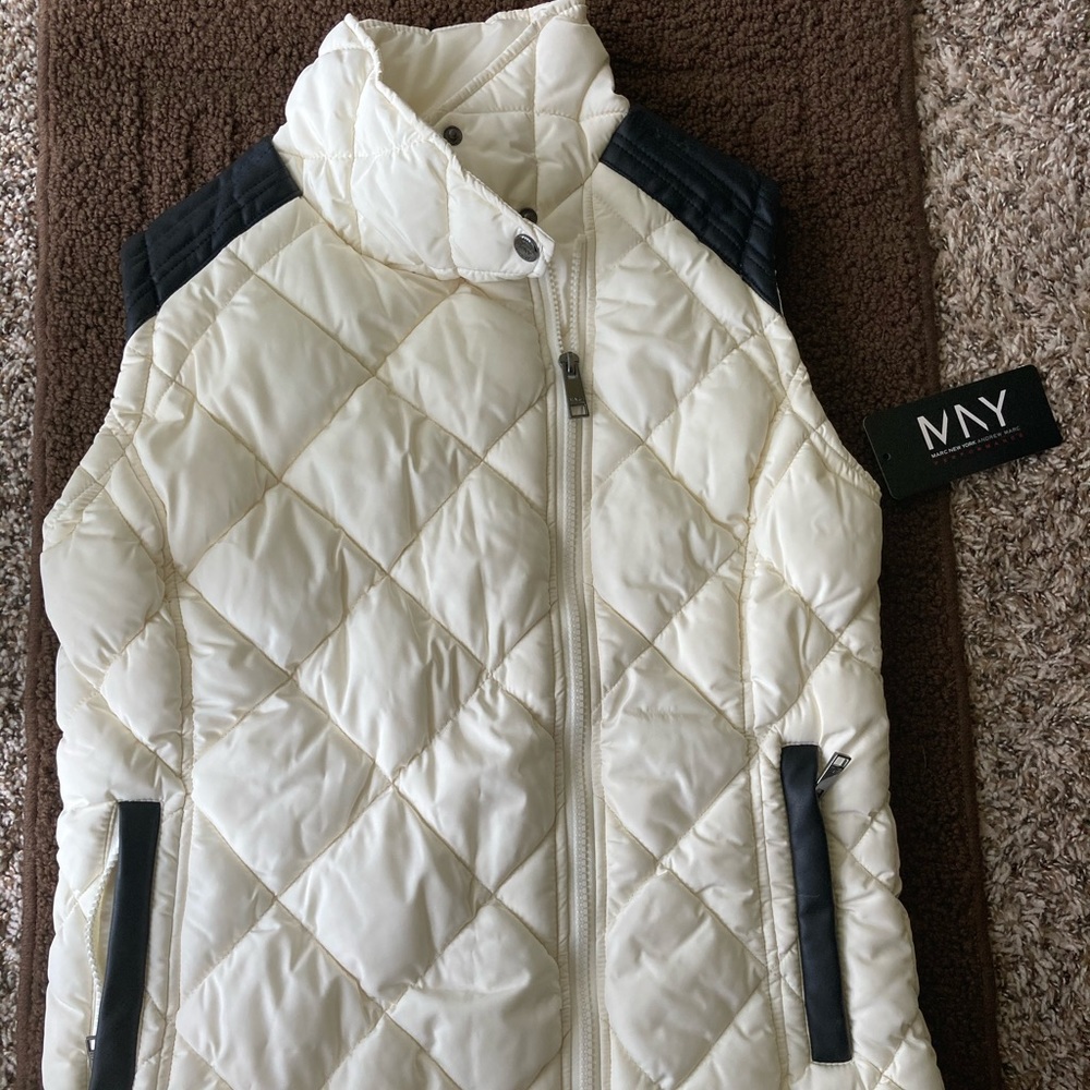 Brand New Andrew Marc Full Zip Vest